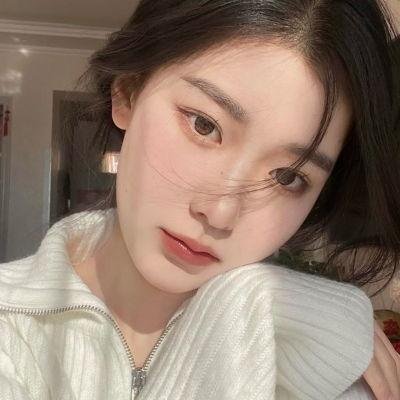 一个女孩和一个男孩